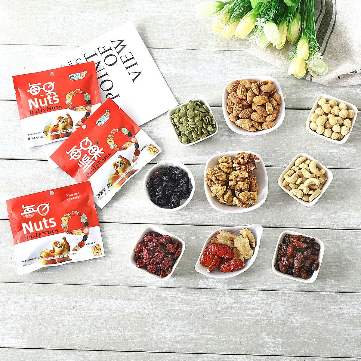 Pre-Order! Daily Mixed Nuts & Almonds Snacks 20g Per Bag Children's Nutritious Dried Fruits New Year's Gift Ready Eat